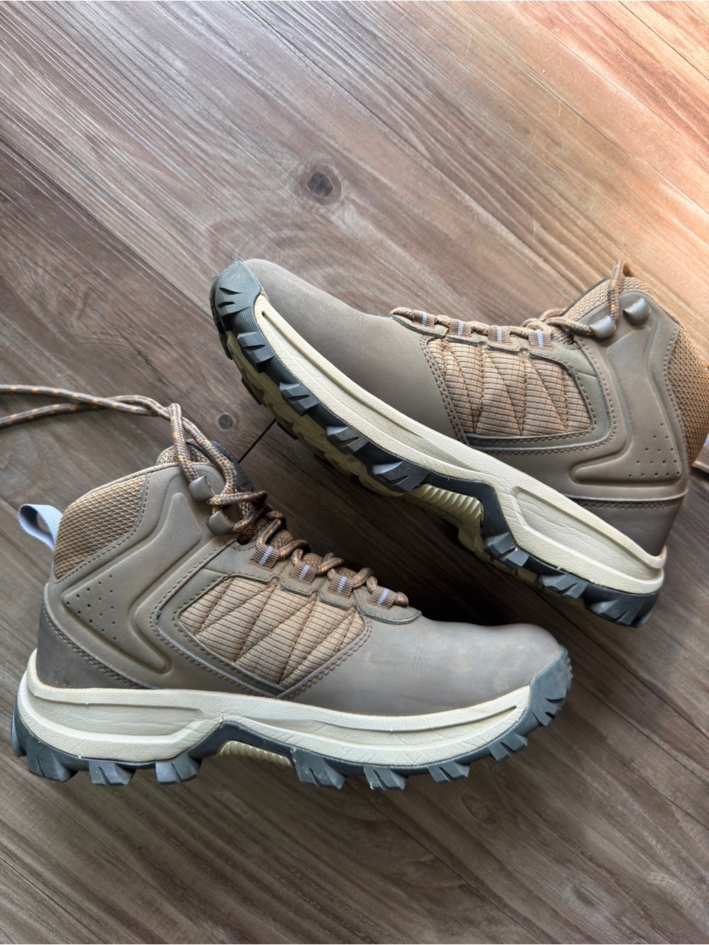 Columbia Hiking Boots